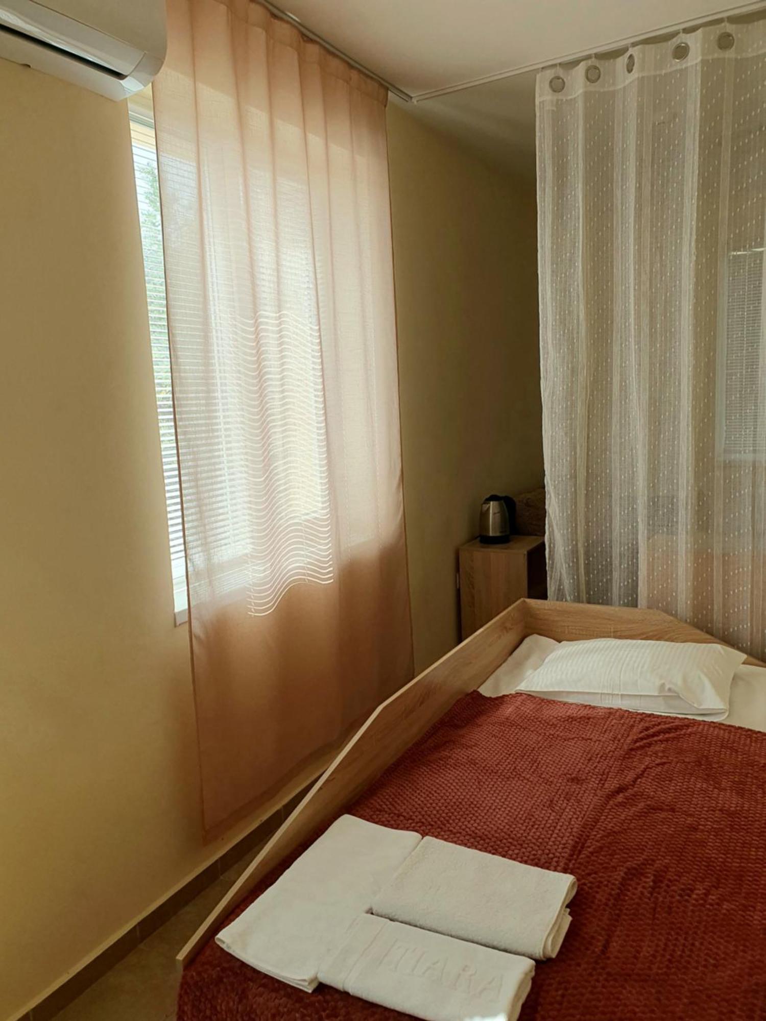 Viriks Hotel Burgas City Exterior foto